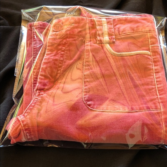 Vibrant pink Flare velvet Jeans for Women - Picture 12 of 12